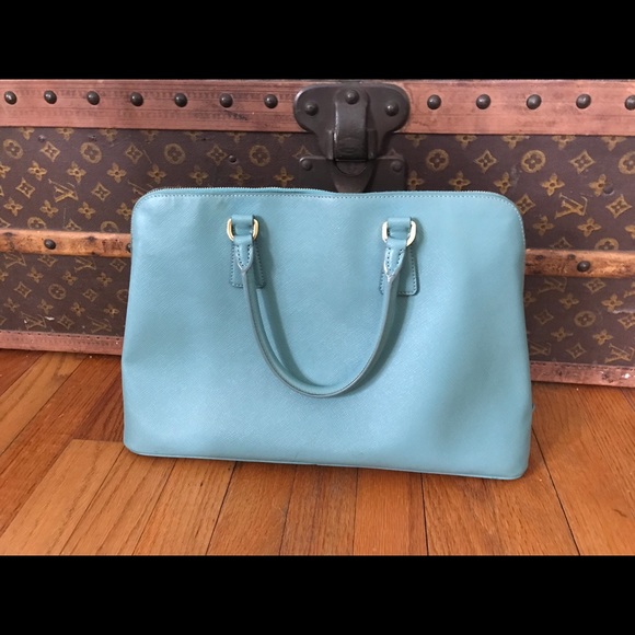 Prada Saffiano Lux handbag - Picture 2 of 8